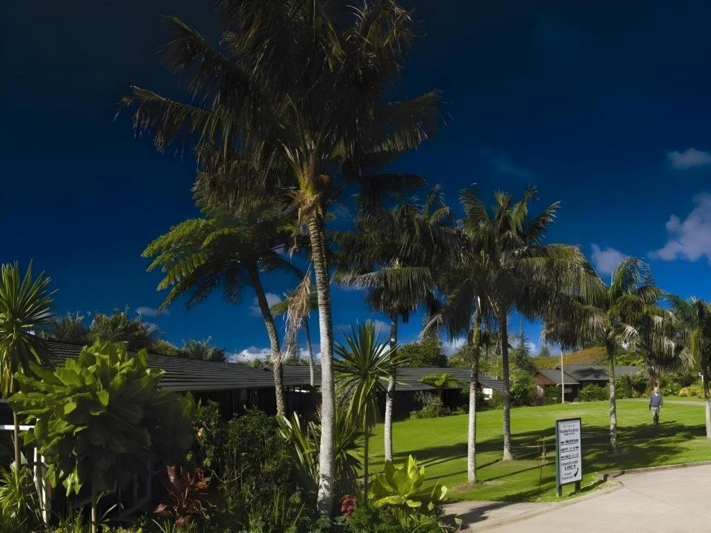 בורנט פיין Fletcher Christian Holiday Hotel מראה חיצוני תמונה